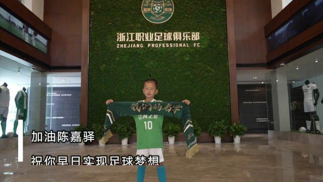 狮王含着她的胸挺进柔软里